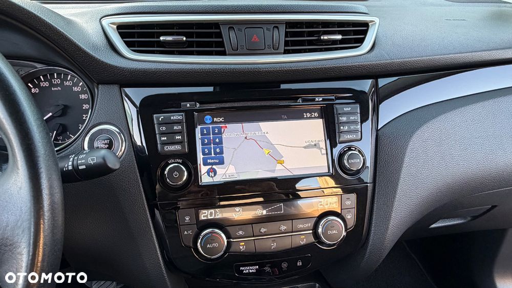 Nissan Qashqai 1.2 DIG-T N-Connecta EU6 - 31