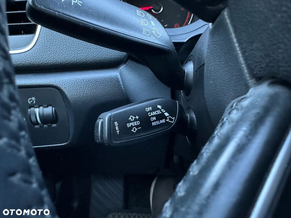 Audi Q3 2.0 TDI Design - 38