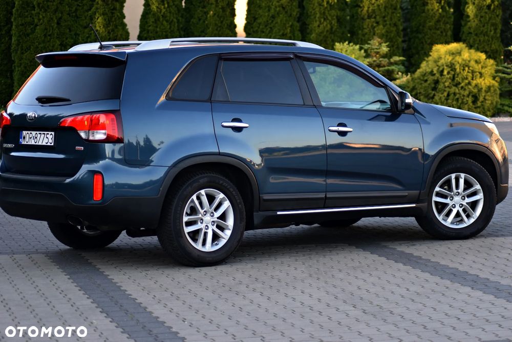 Kia Sorento 2.4 GDI XL 7os - 24