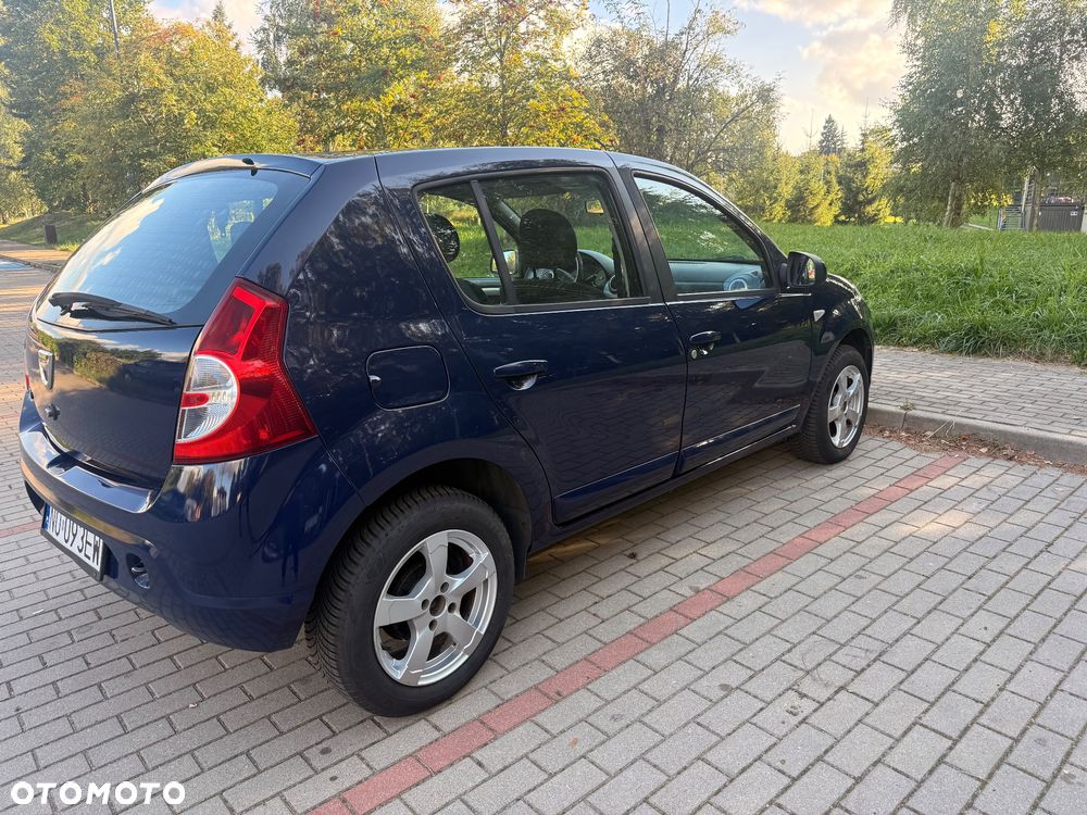 Dacia Sandero 1.2 16V Laureate II - 5