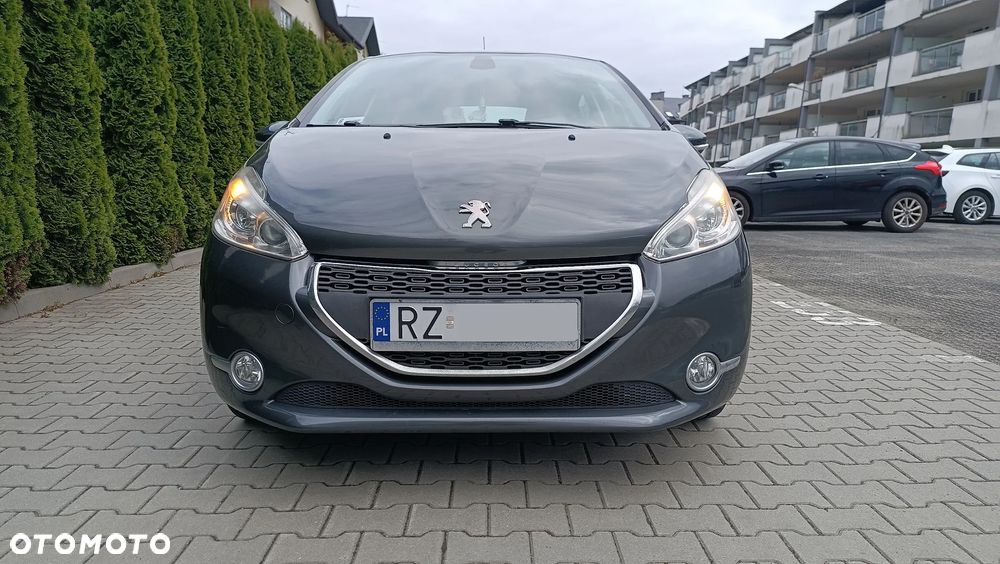 Peugeot 208 82 VTI Allure - 5