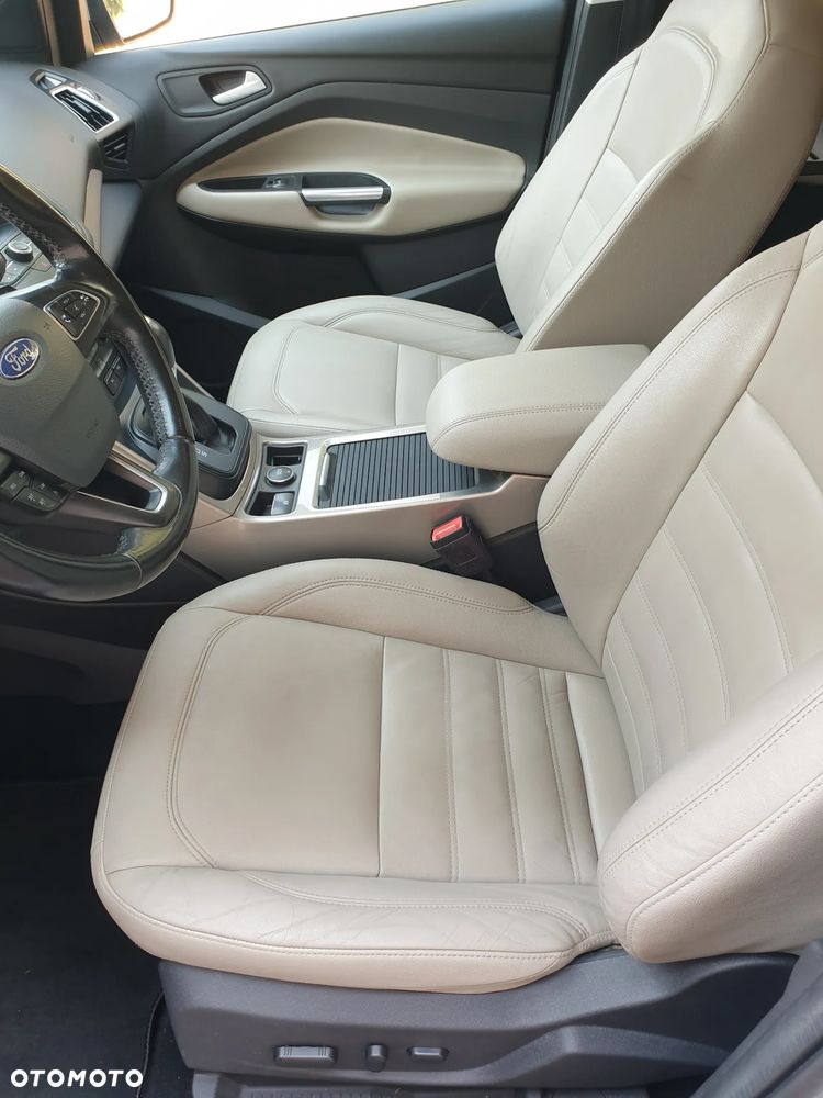Ford Kuga 2.0 TDCi 4x4 Individual - 23