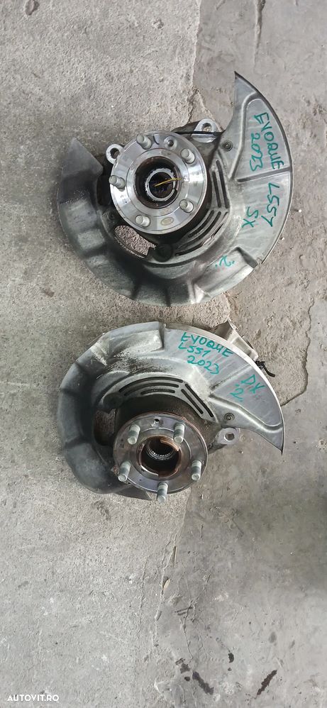 Fuzete fata stanga-dreapta Range rover Evoque 2.0 D 2023 - 2
