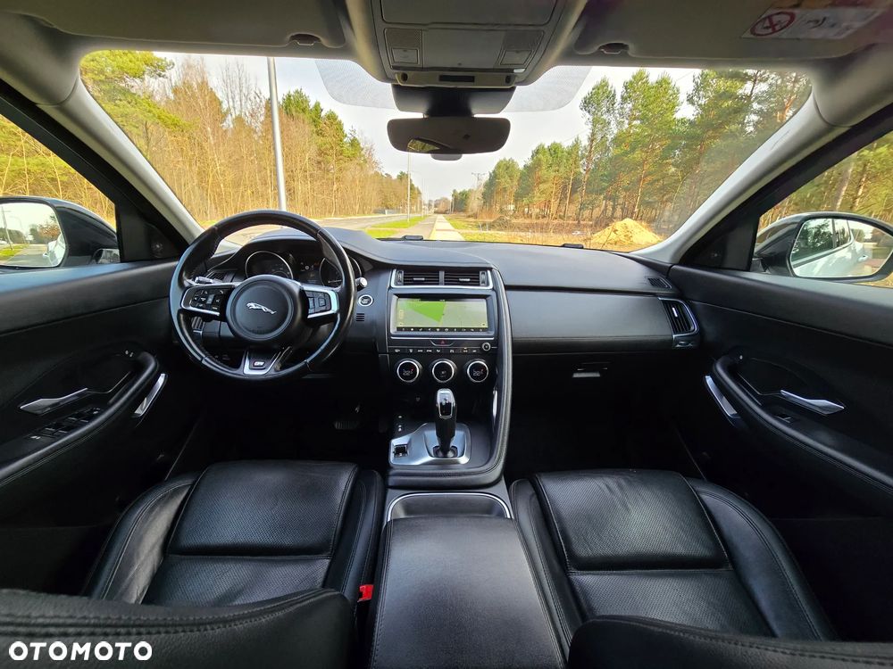 Jaguar E-Pace 2.0 i4D AWD R-Dynamic HSE - 6