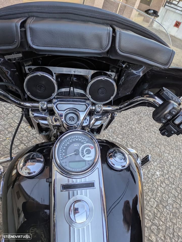 Harley-Davidson Road Road King Classic - 4