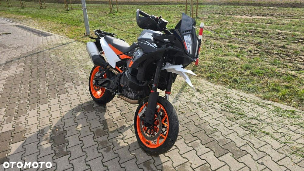 KTM Adventure - 1
