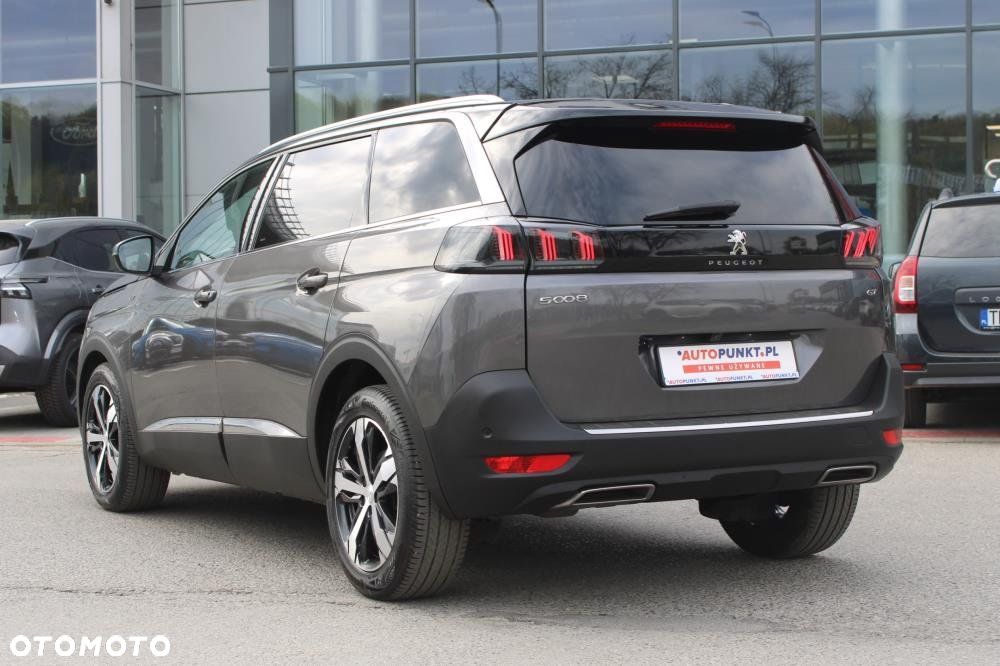 Peugeot 5008 - 7