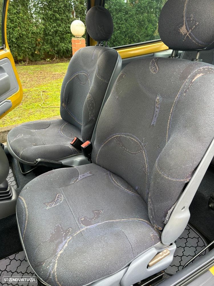 Renault Twingo 1.2 - 13