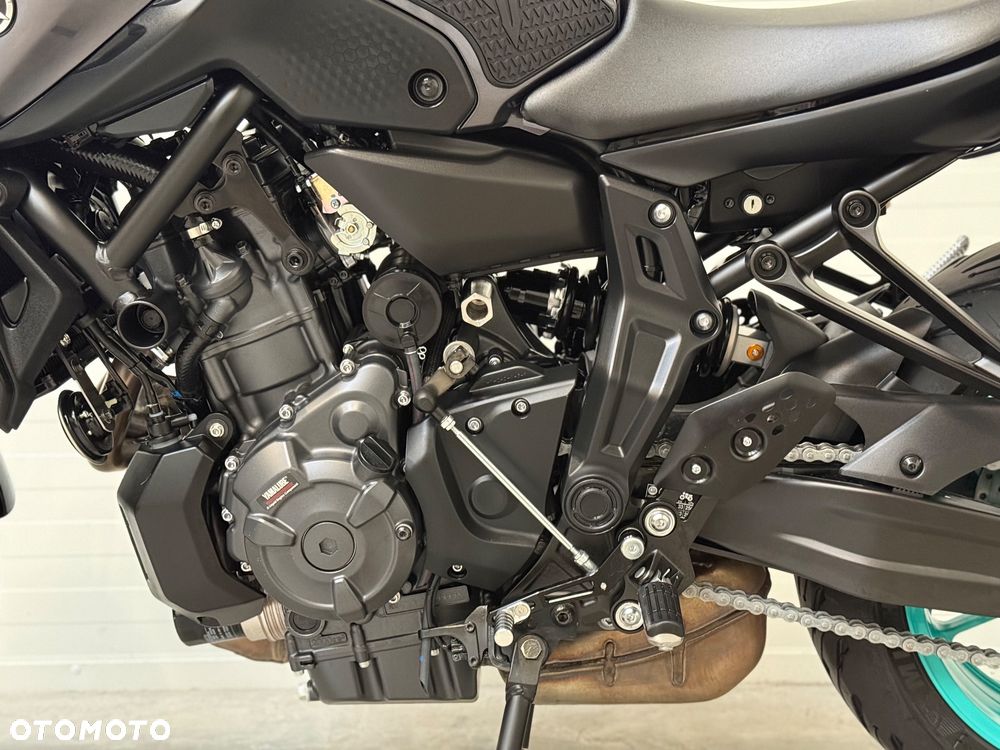 Yamaha MT - 30