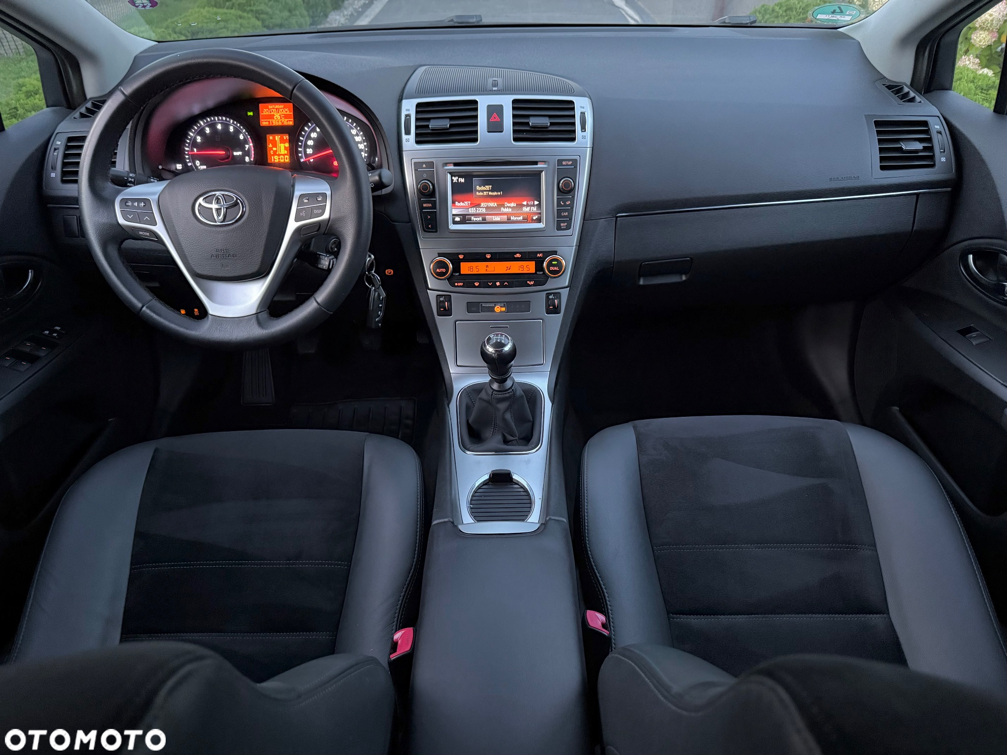 Toyota Avensis Combi 1.8 Edition - 10