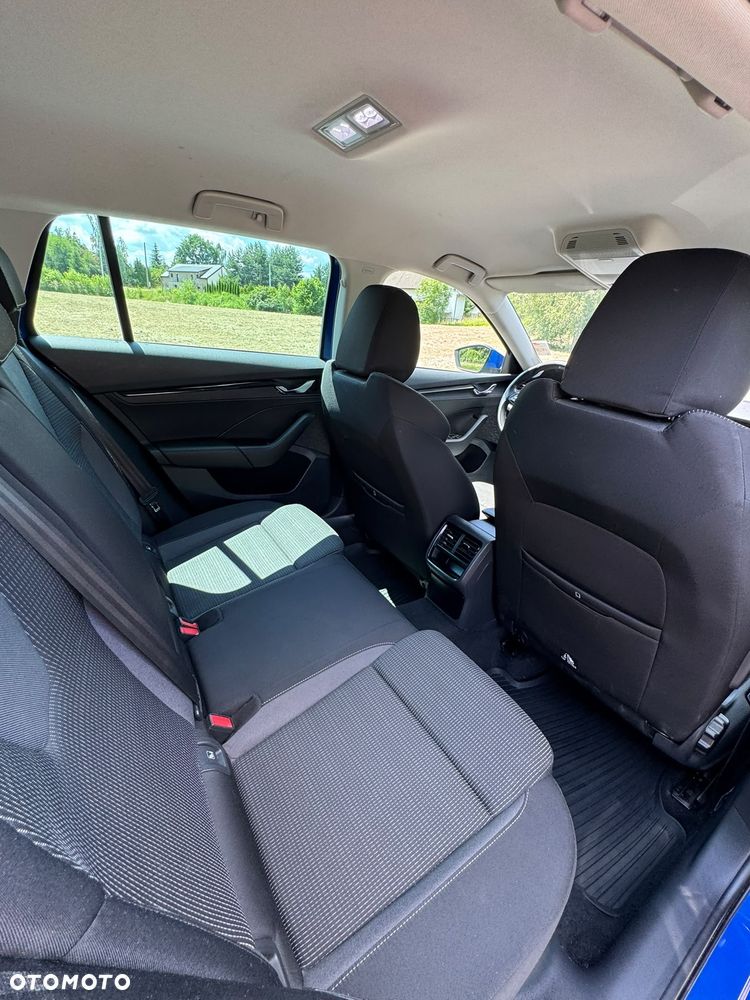 Skoda Octavia 2.0 TDI Ambition - 28