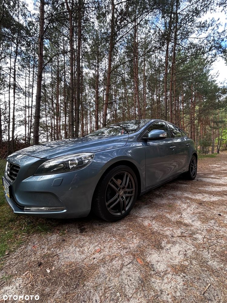 Volvo V40 D2 - 19
