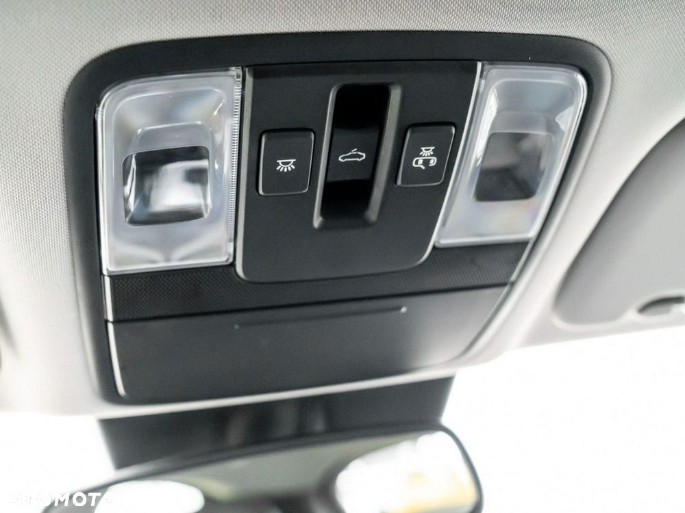 Kia XCeed 1.6 T-GDI L Business Line DCT - 29