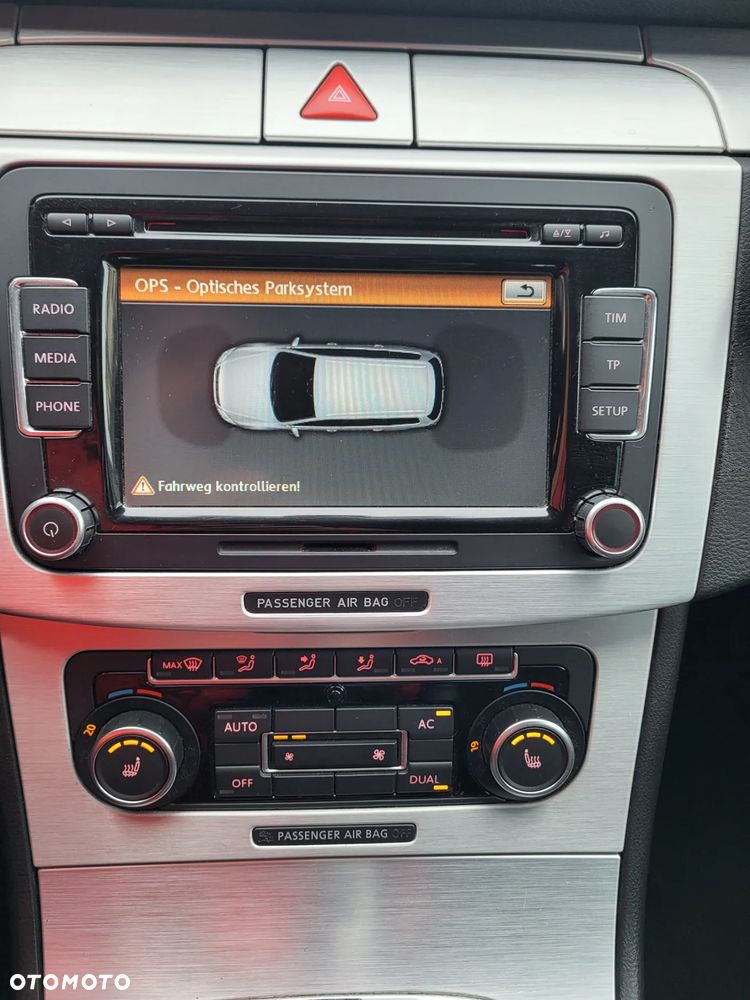 Volkswagen Passat Variant - 13