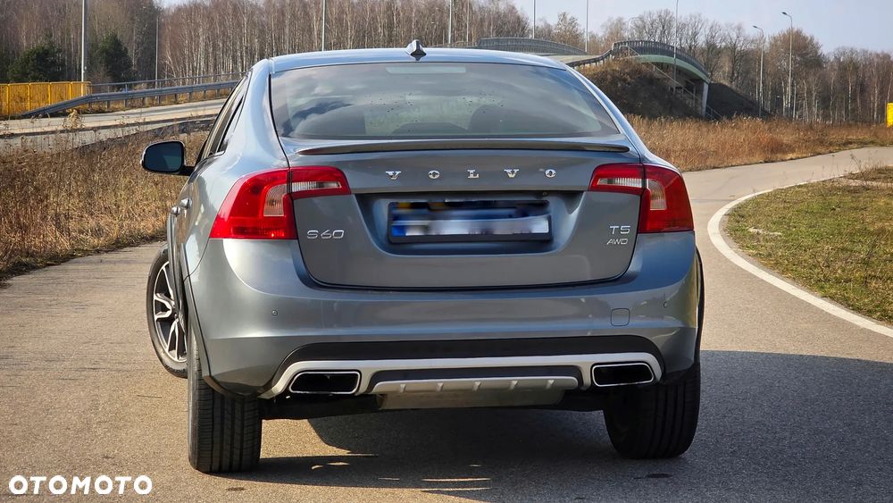 Volvo S60 - 16