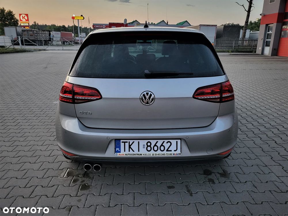 Volkswagen Golf VII 2.0 TDI BMT GTD - 11
