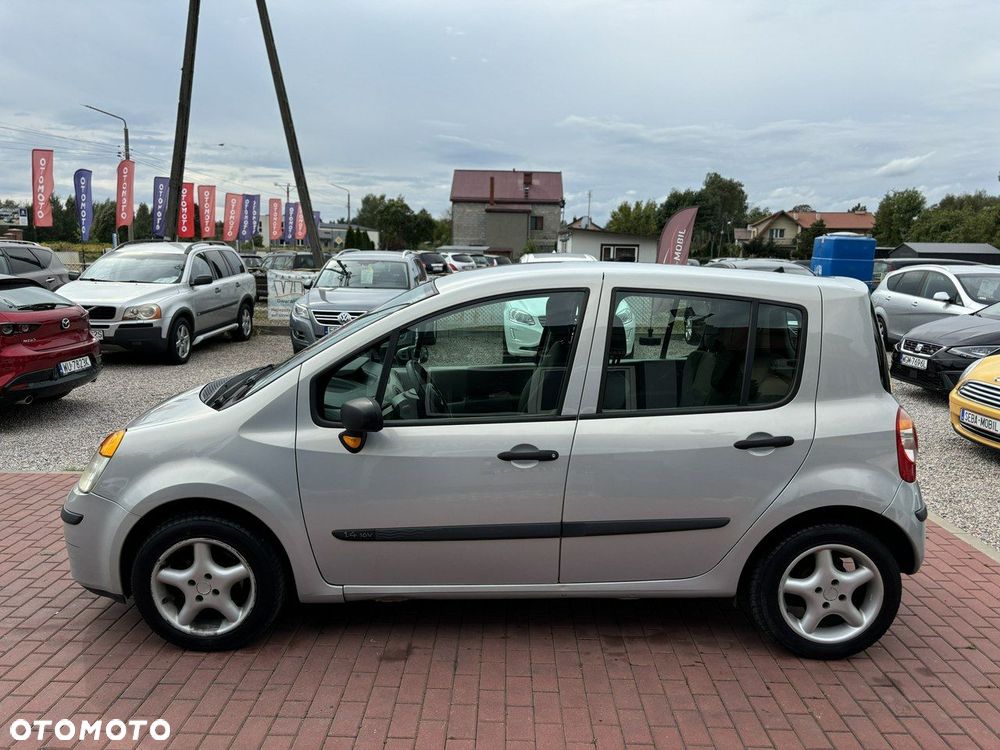 Renault Modus 1.4 16V Alize - 11