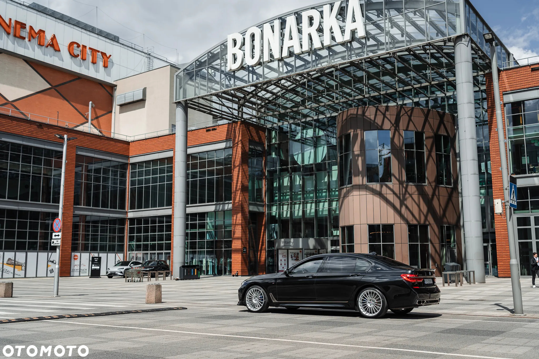 BMW Seria 7 M760Li xDrive - 19