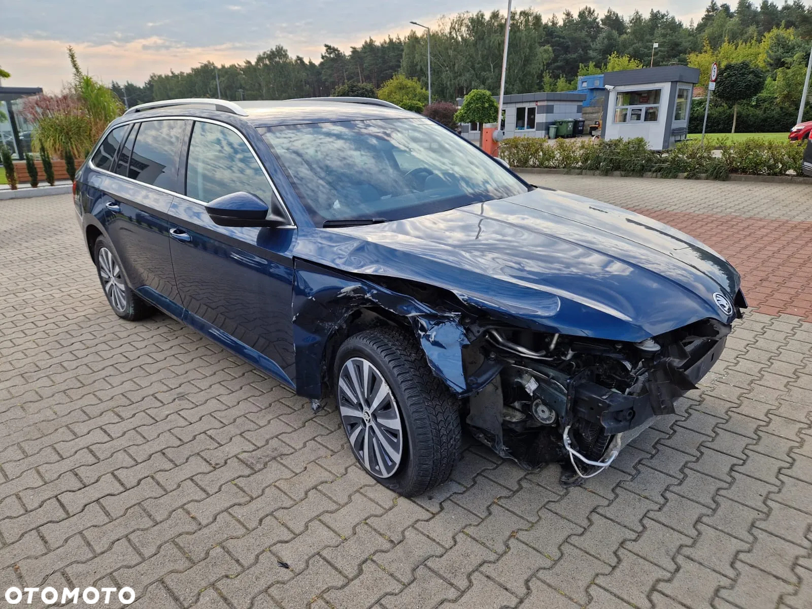 Skoda Superb 2.0 TDI SCR Style DSG - 6