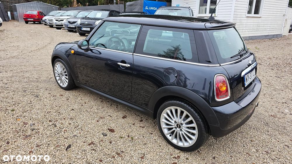 MINI Cooper 50 Camden - 29