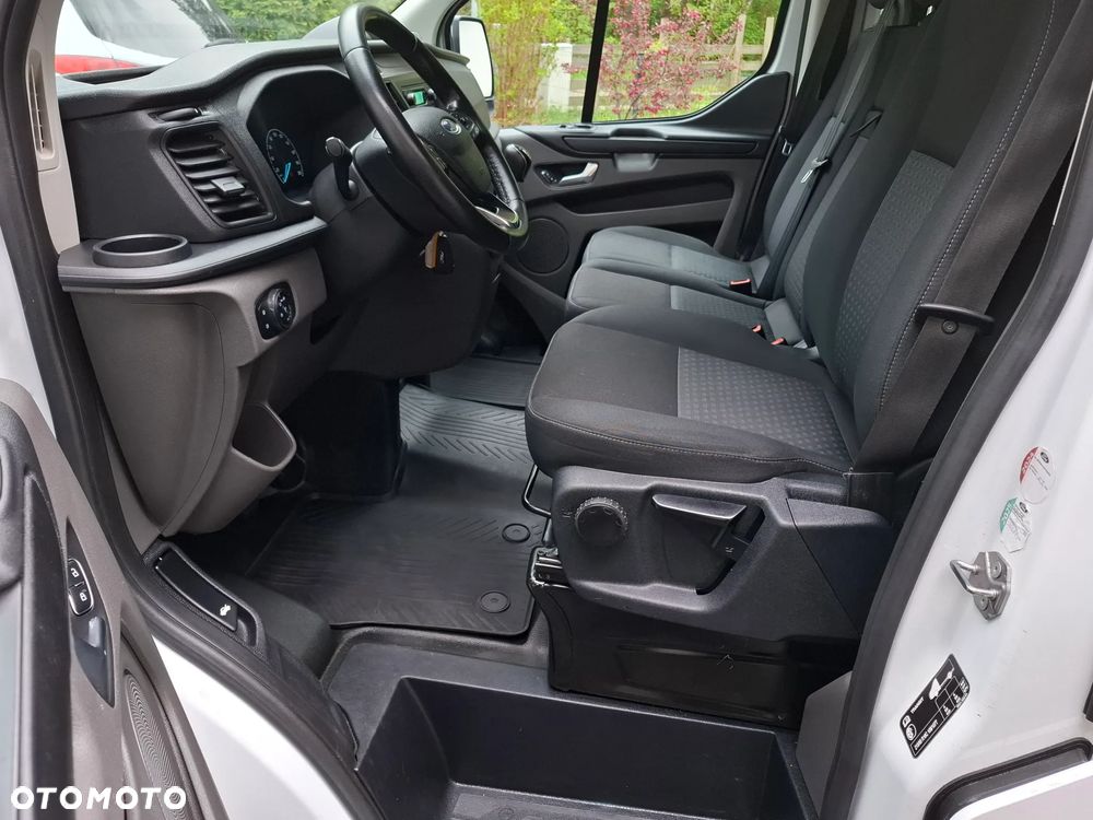 Ford Transit Custom - 10
