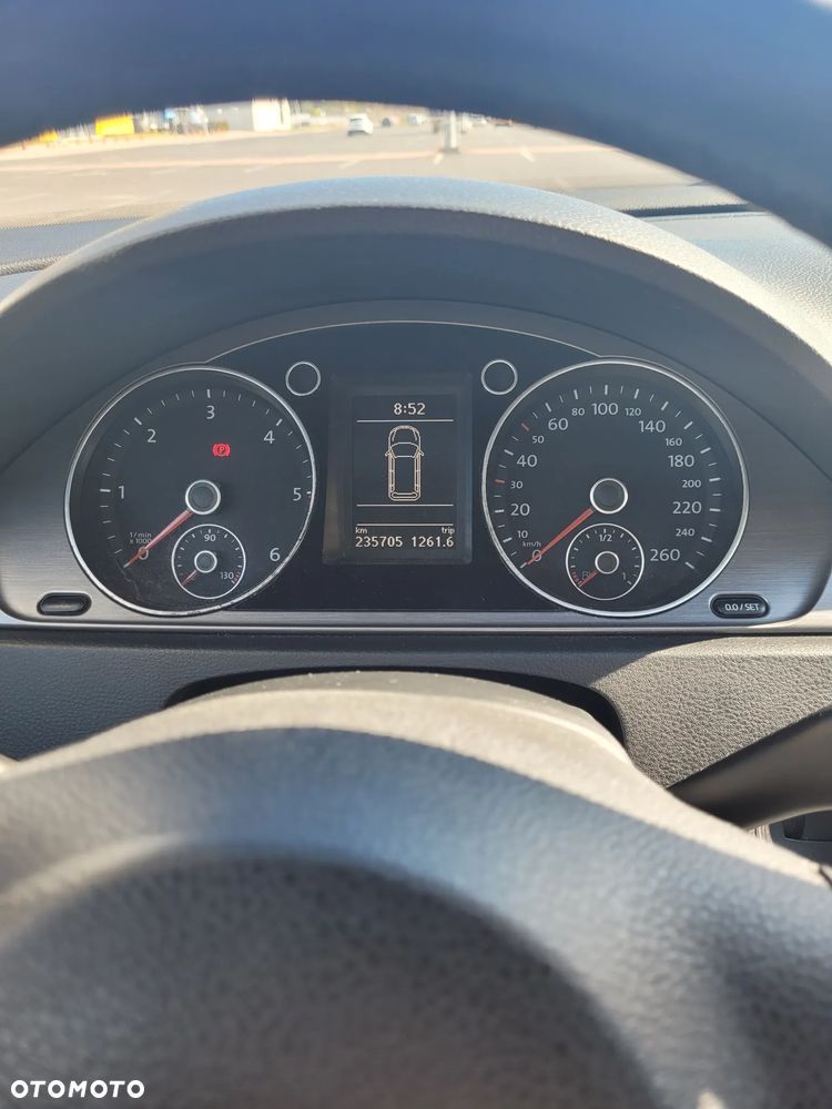 Volkswagen Passat 2.0 TDI 4Mot Comfortline - 11