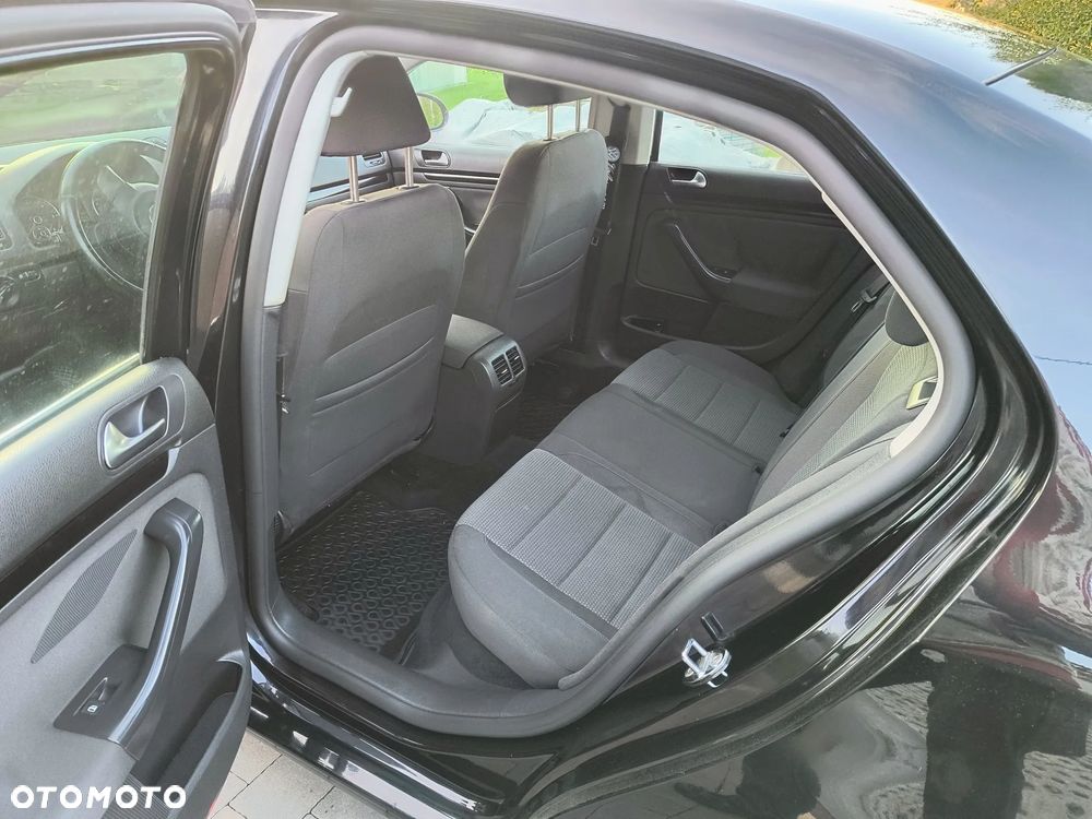 Volkswagen Jetta 1.6 TDI DPF Highline - 3