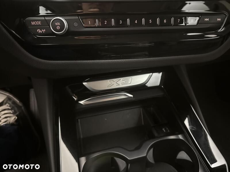 BMW X3 xDrive30e - 17