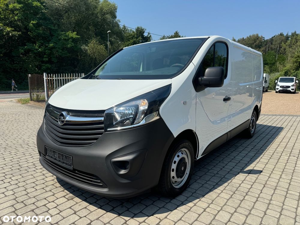 Opel Vivaro - 1