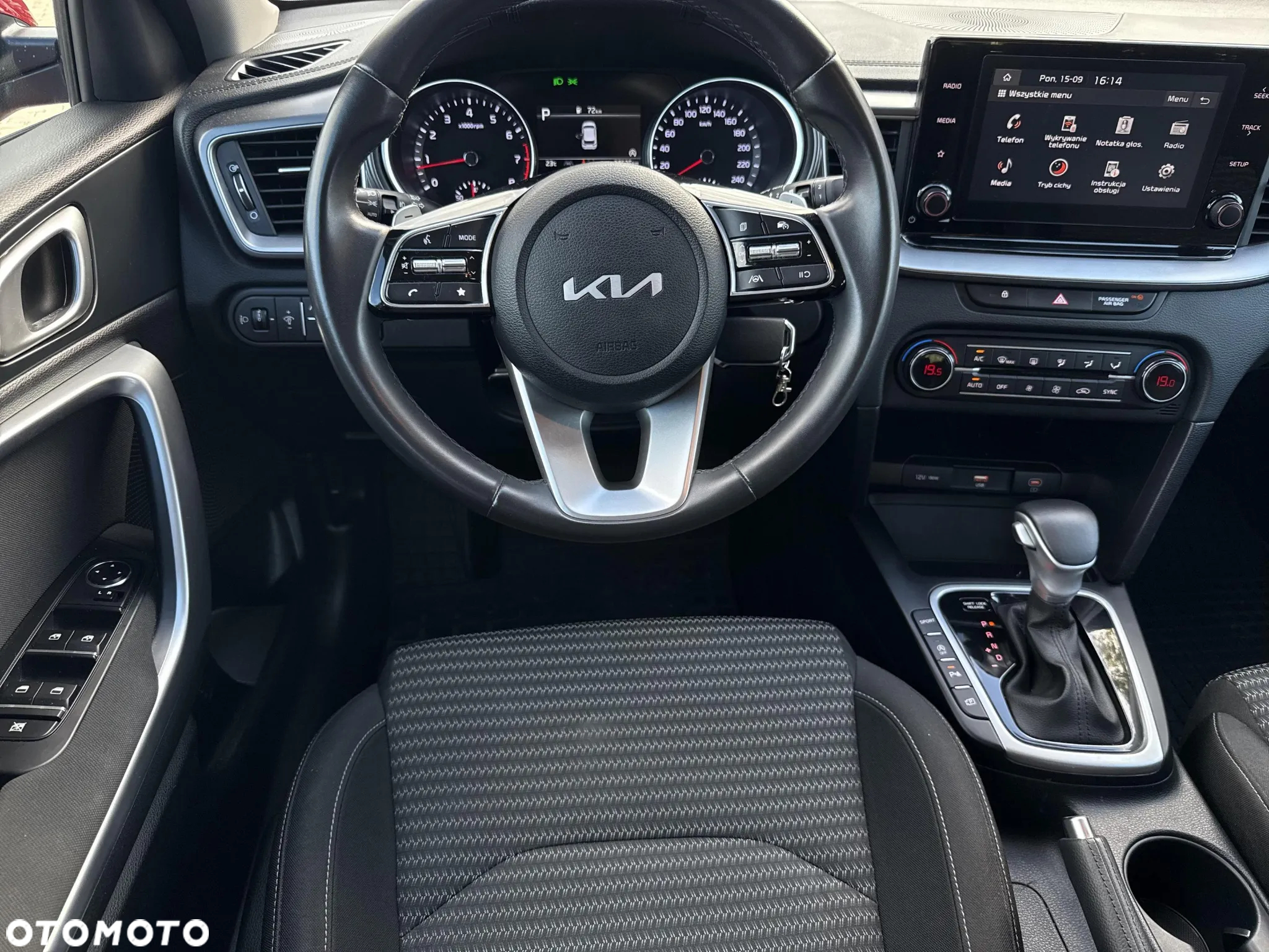 Kia Ceed 1.5 T-GDI M DCT - 11