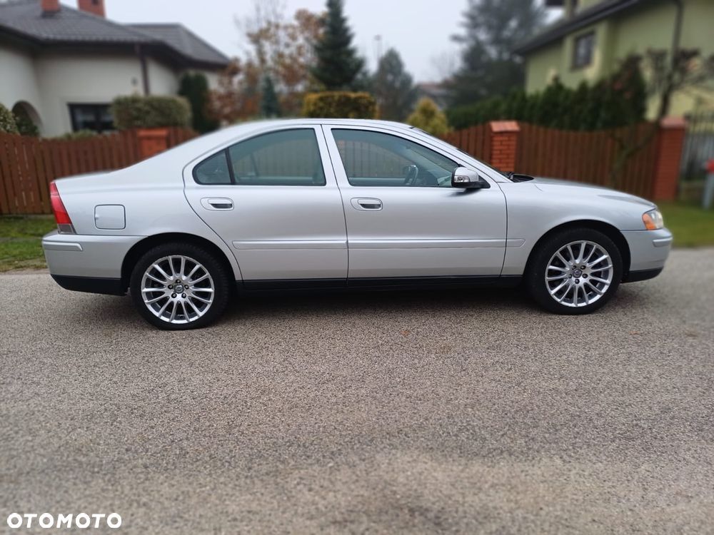 Volvo S60 2.4D5 Summum - 17