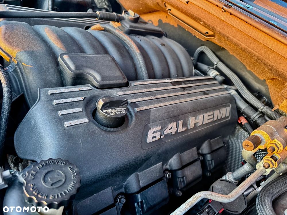 Jeep Grand Cherokee SRT - 27