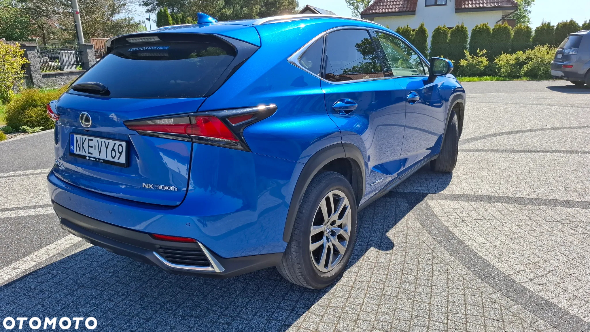 Lexus NX 300h Comfort AWD - 6