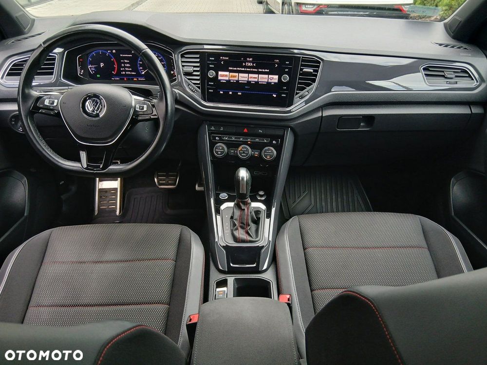 Volkswagen T-Roc - 17