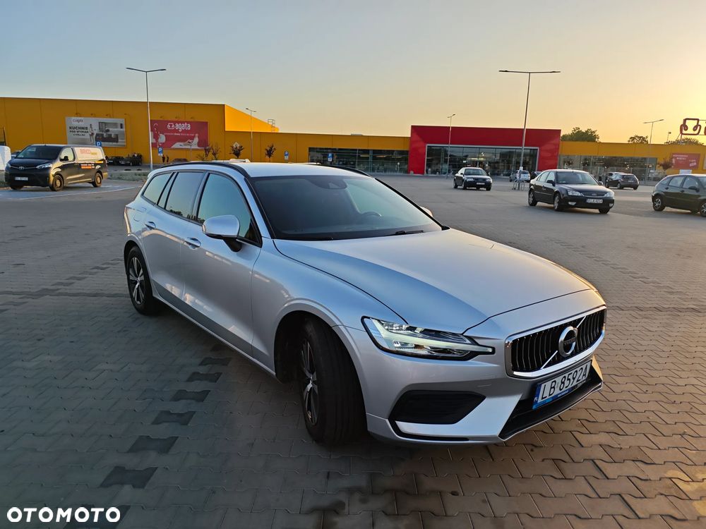 Volvo V60 D3 Momentum Pro - 3