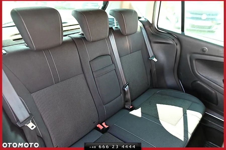 Ford B-MAX 1.6 Titanium - 23