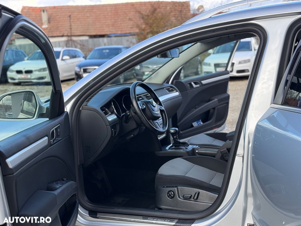 Skoda Superb 2.0 TDI DSG Exclusive - 6