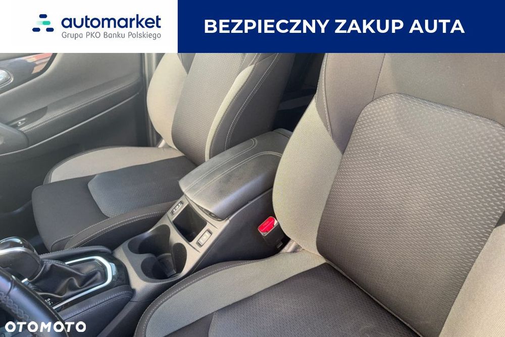Nissan Qashqai 1.3 DIG-T N-Connecta DCT - 10