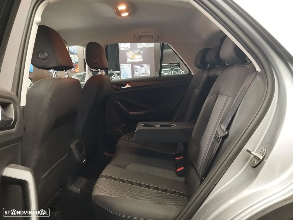 VW T-Roc 1.0 TSI Urban - 13