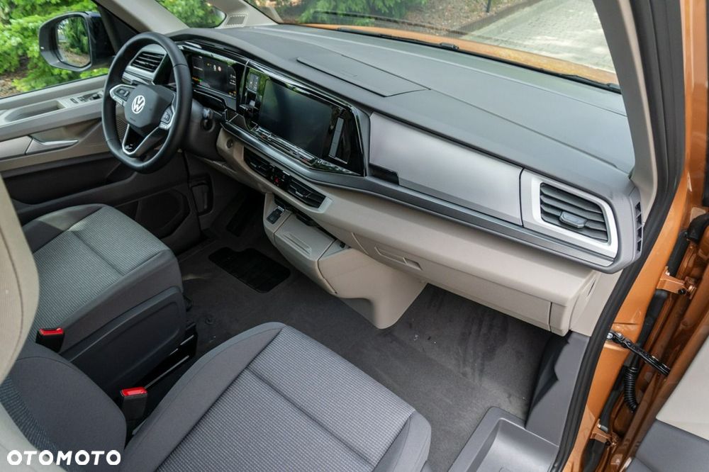 Volkswagen Multivan - 18
