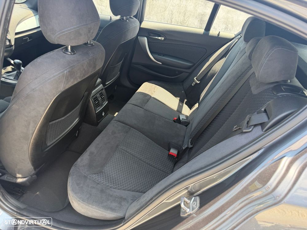 BMW 116 i Pack M - 13