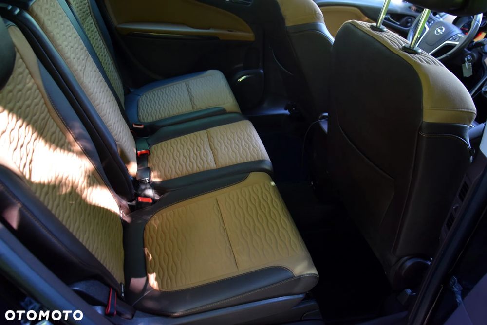 Opel Zafira 1.4 T Cosmo - 17