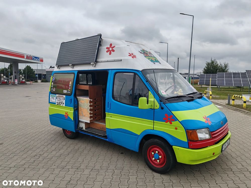 Ford Transit - 25