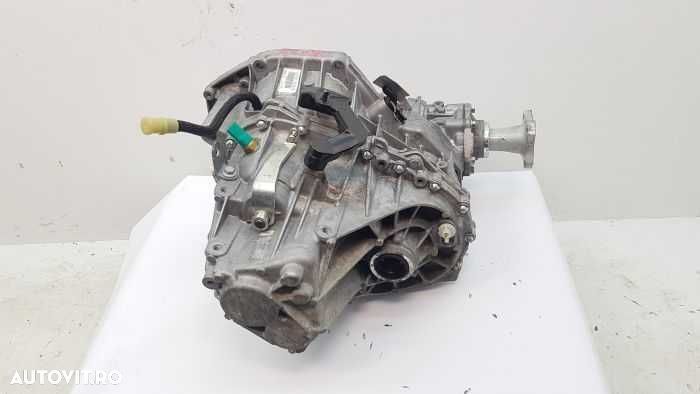 Cutie de viteze manuala Dacia Duster 1.5 DCI; 6 Trepte; 2x4; TL4 B 043 - 3