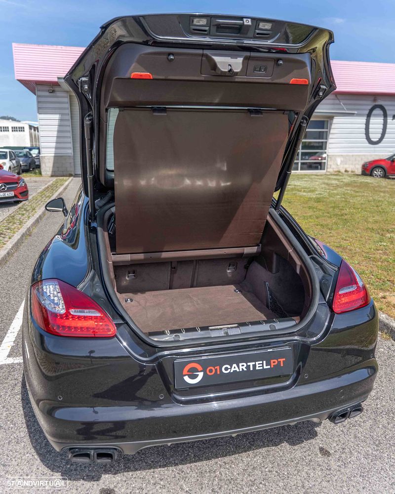 Porsche Panamera 4S PDK - 54