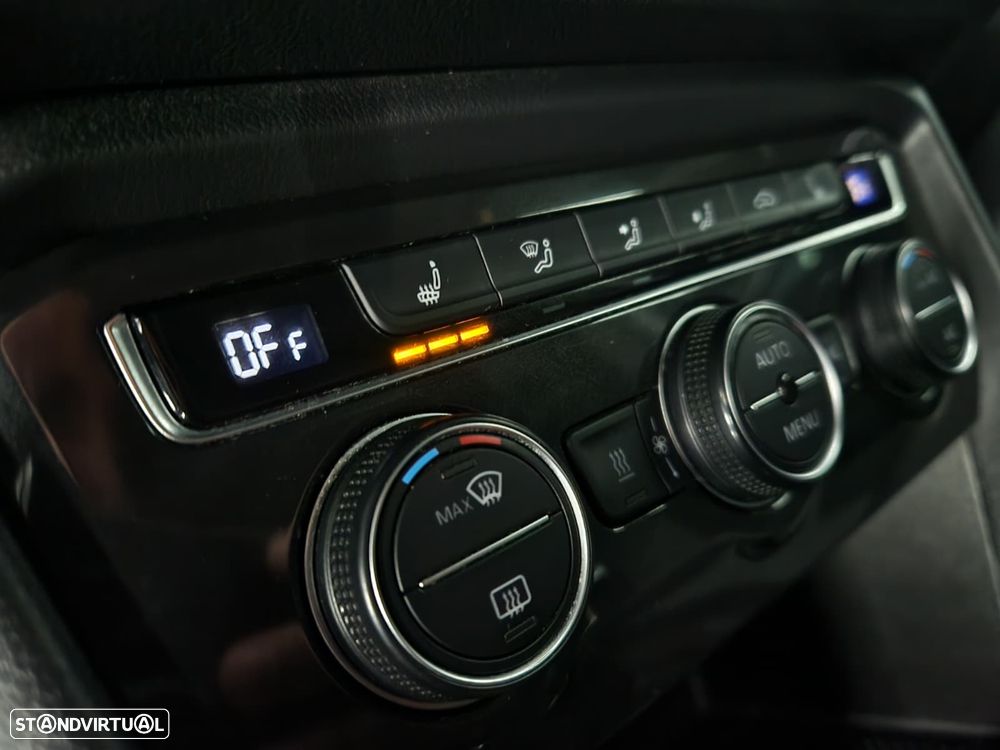 VW Tiguan 2.0 TDI R-Line DSG - 15