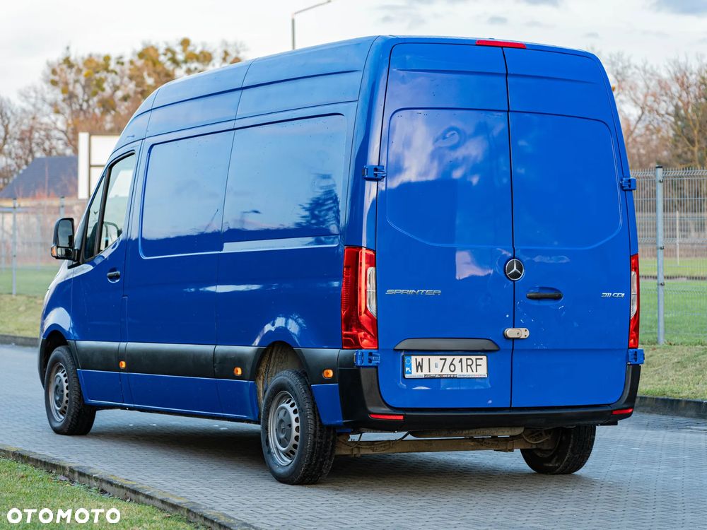 Mercedes-Benz Sprinter - 6
