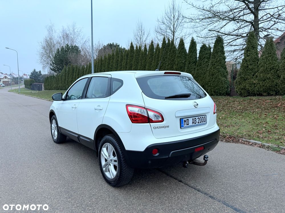 Nissan Qashqai - 4