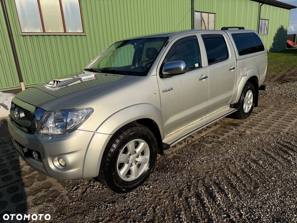Toyota Hilux 3.0 D-4D SR5 - 2