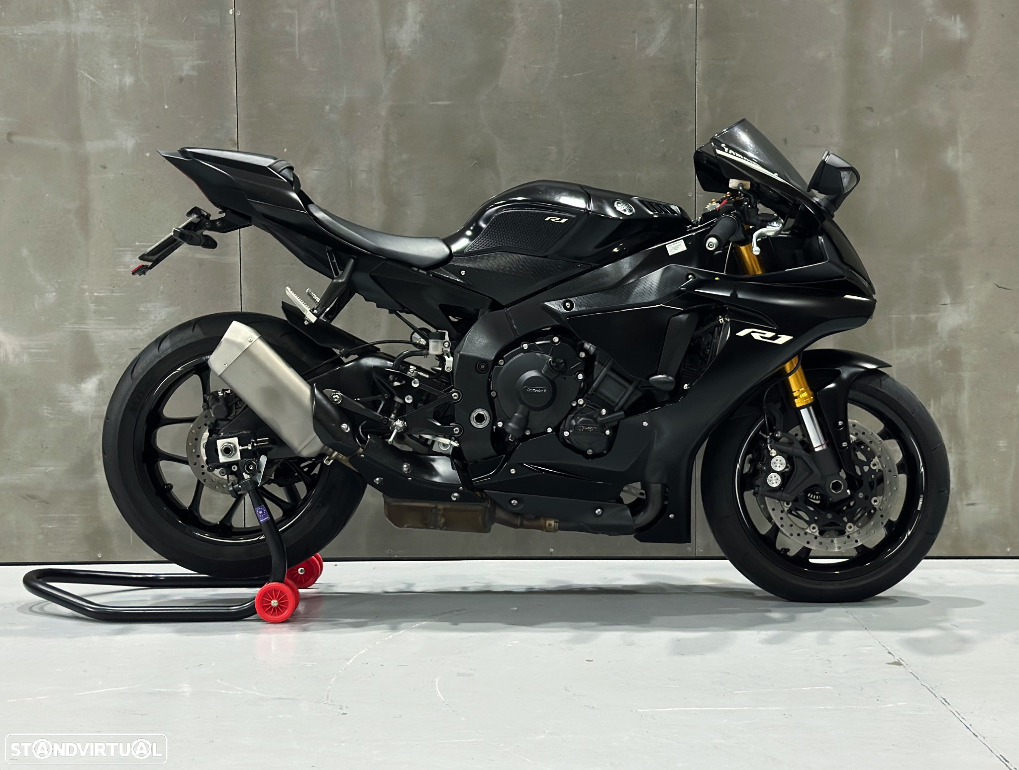 Yamaha YZF R1 - 5